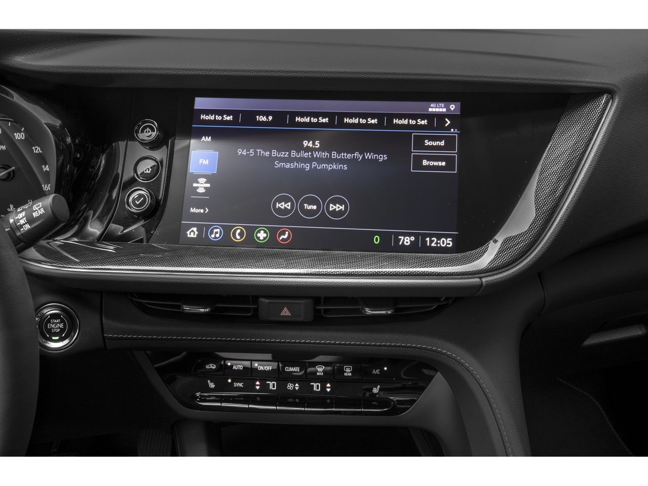 2022 Buick Envision Essence photo 3