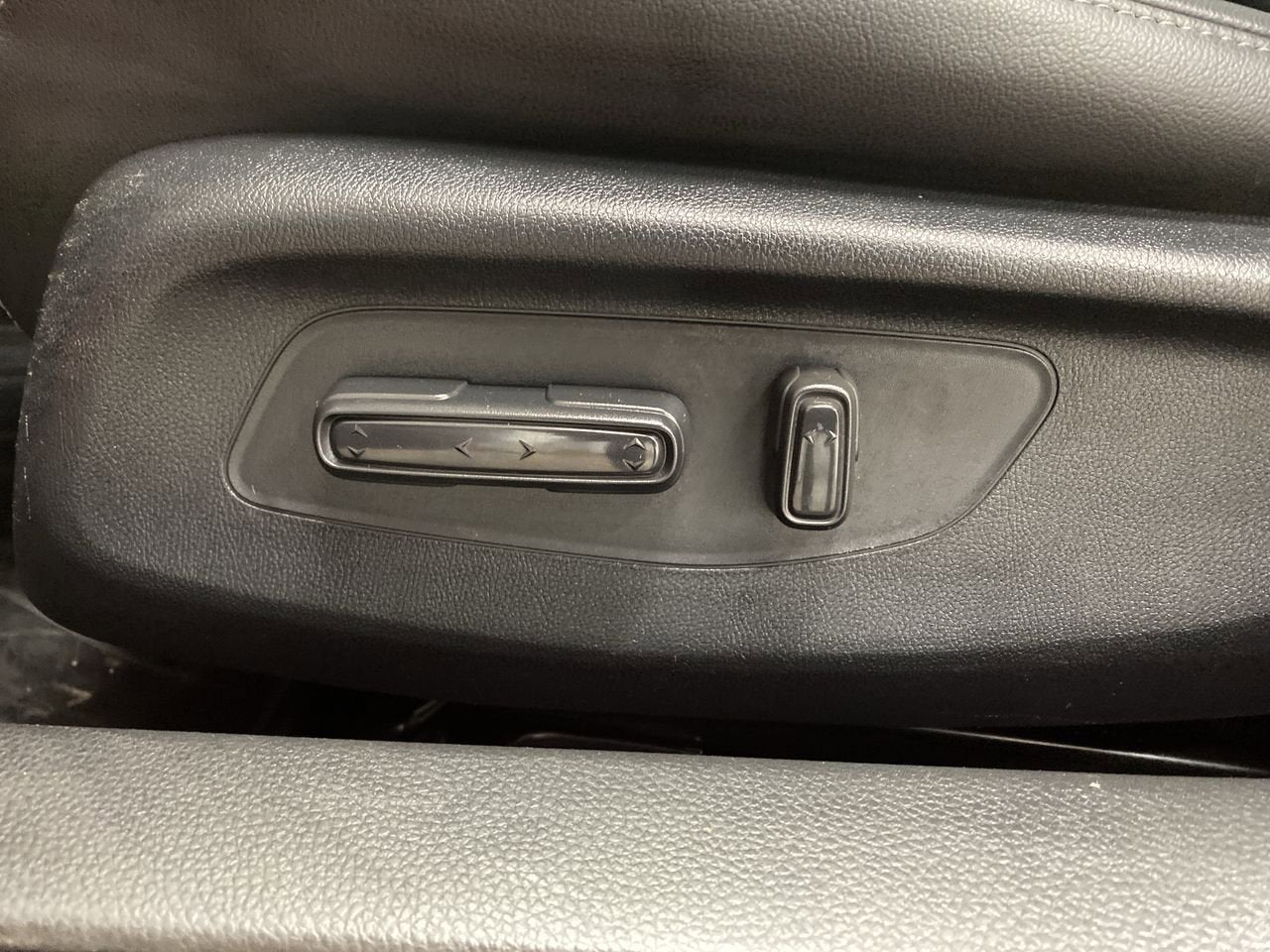 2022 Honda Civic Hatchback EX-L