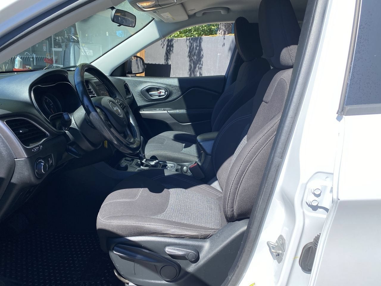 2020 Jeep Cherokee Latitude