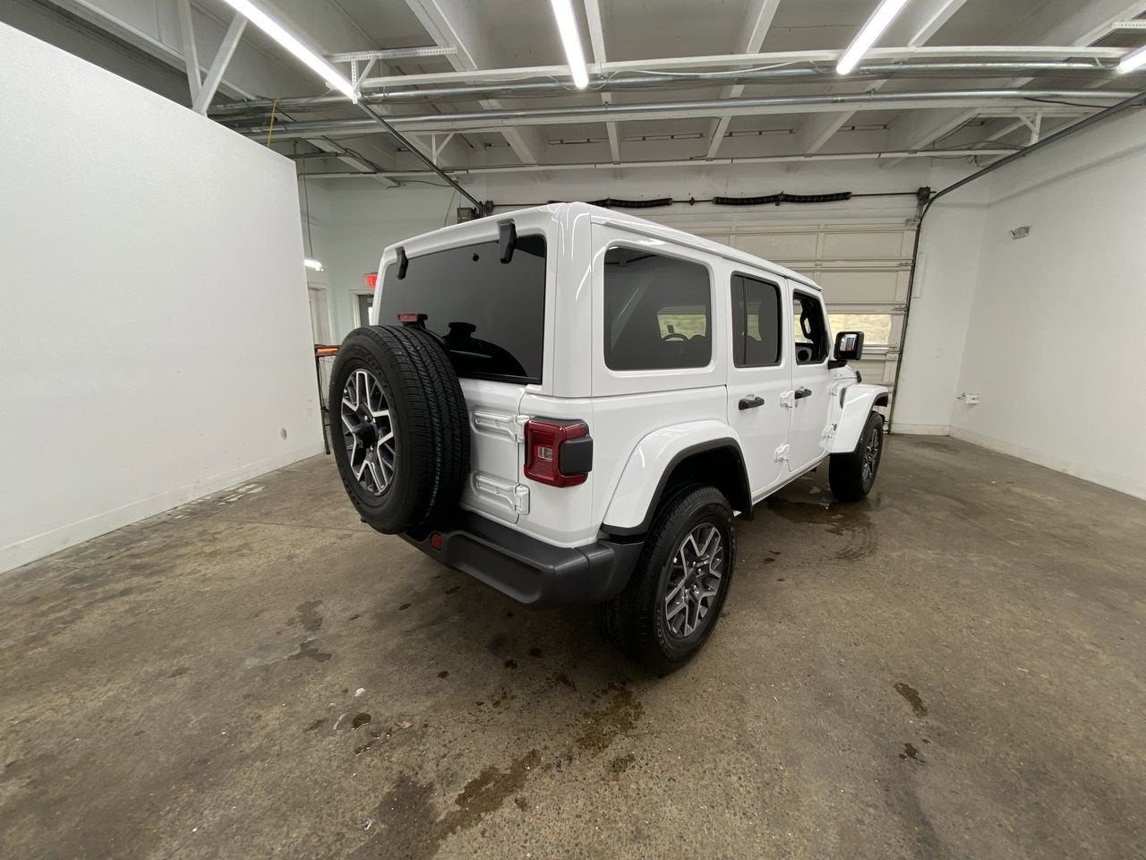 2025 Jeep Wrangler Sahara