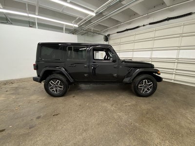2025 Jeep Wrangler Sahara