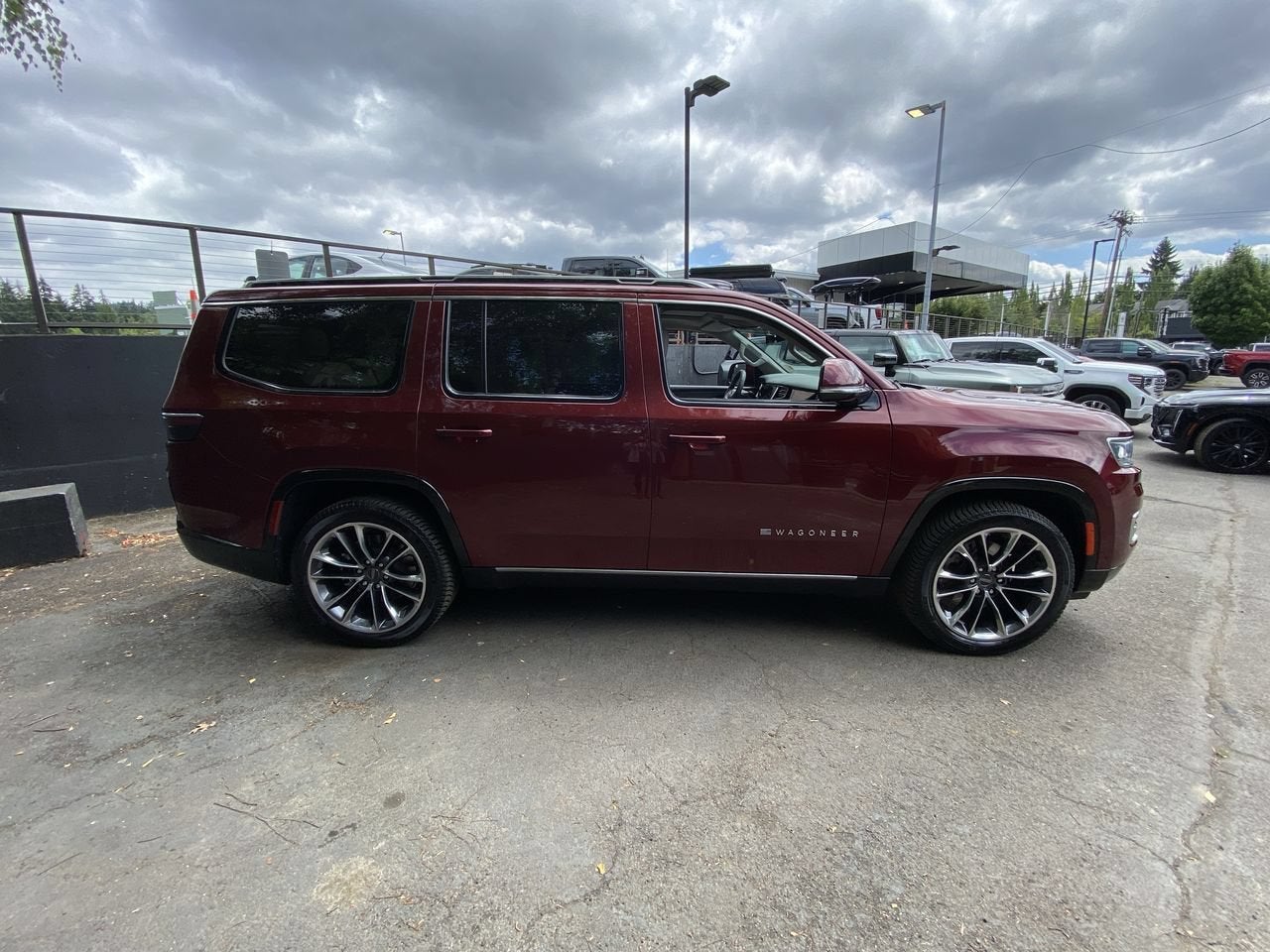 2022 Jeep Wagoneer Series III