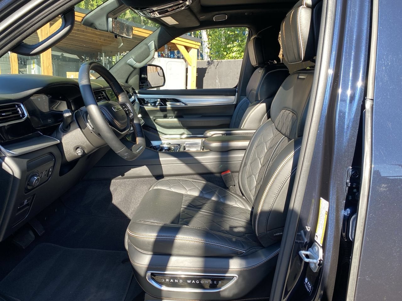 2023 Jeep Grand Wagoneer Series III