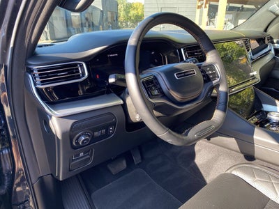 2023 Jeep Grand Wagoneer Series III