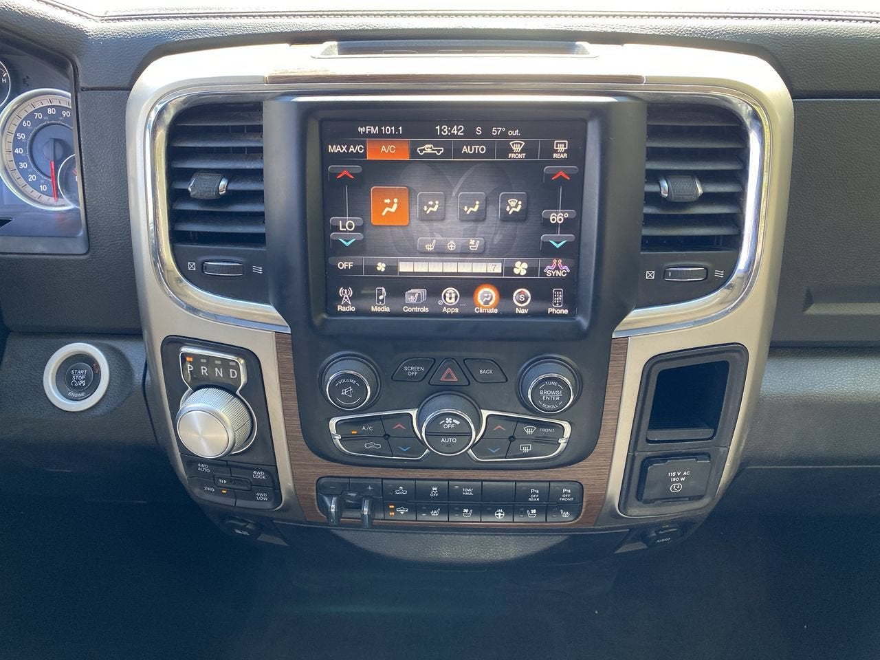 2014 RAM 1500 Laramie