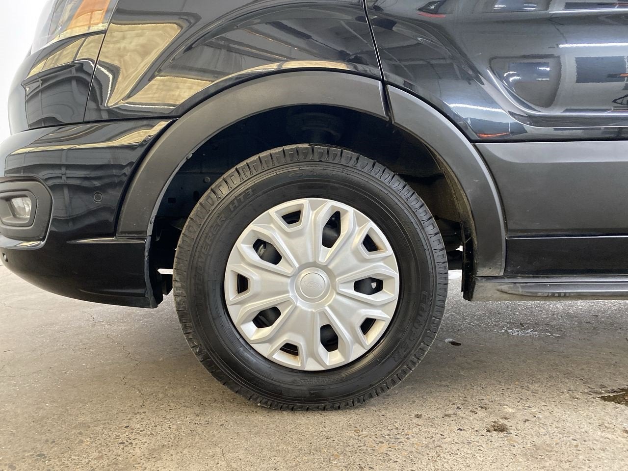 2023 Ford Transit Passenger Wagon XL