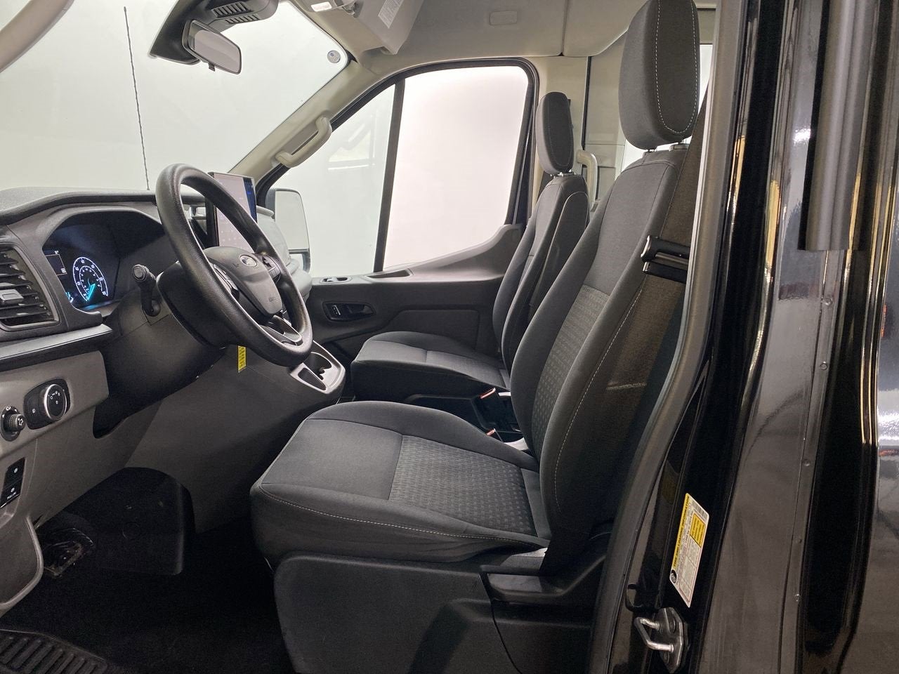 2023 Ford Transit Passenger Wagon XL