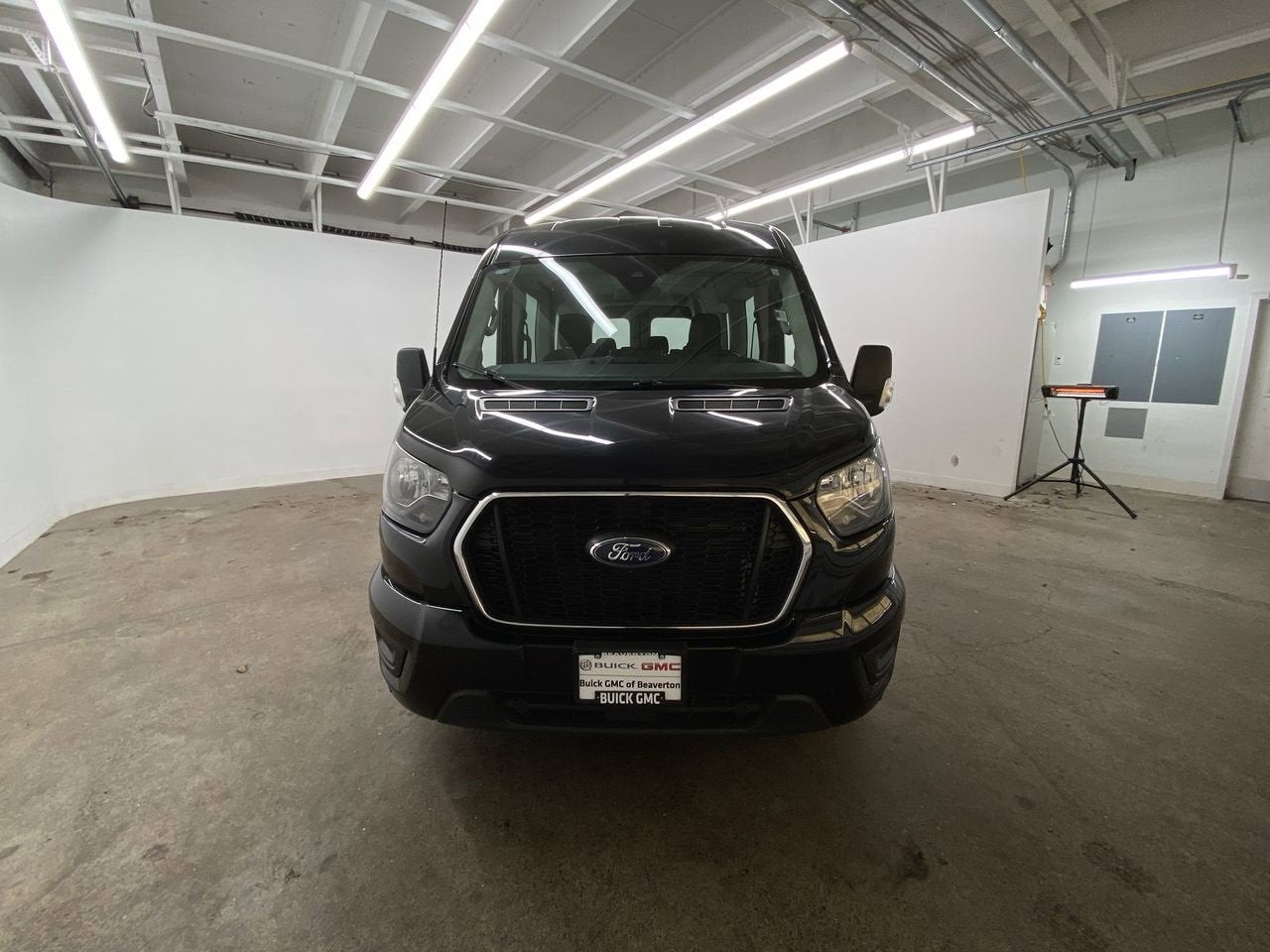 2023 Ford Transit Passenger Wagon XL