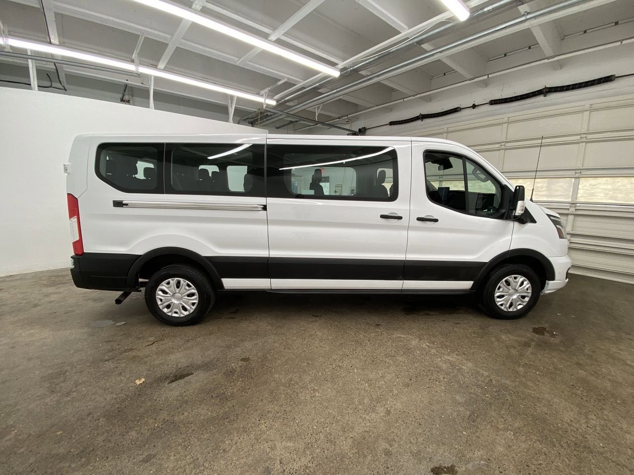 2023 Ford Transit Passenger Wagon XL