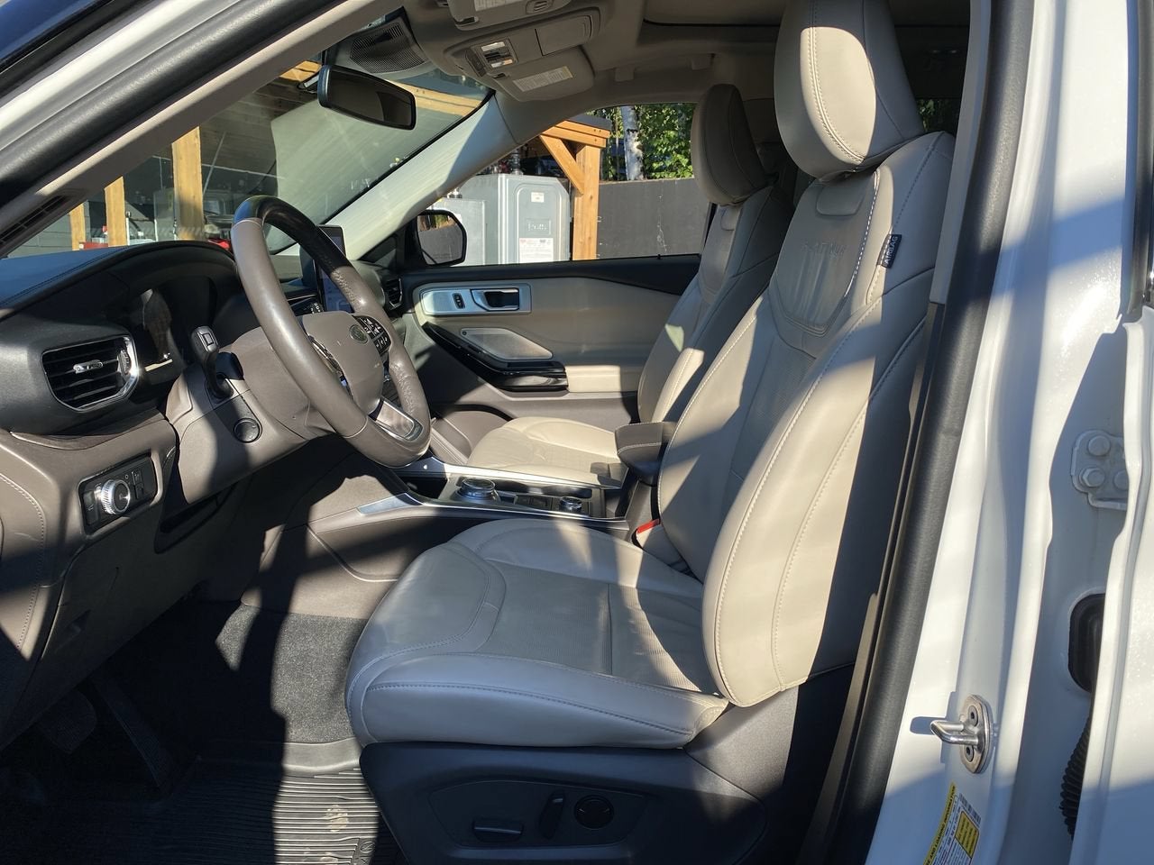 2022 Ford Explorer Platinum