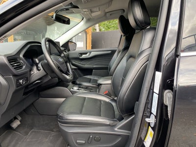 2025 Ford Escape Platinum