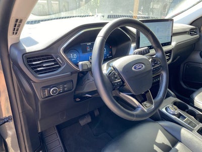2025 Ford Escape Platinum