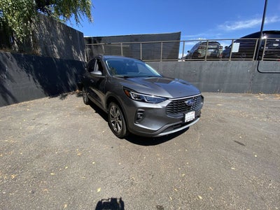 2025 Ford Escape Platinum