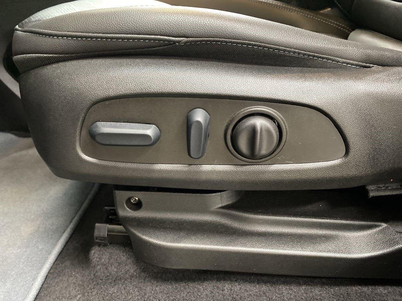 2023 Chevrolet Bolt EV 2LT