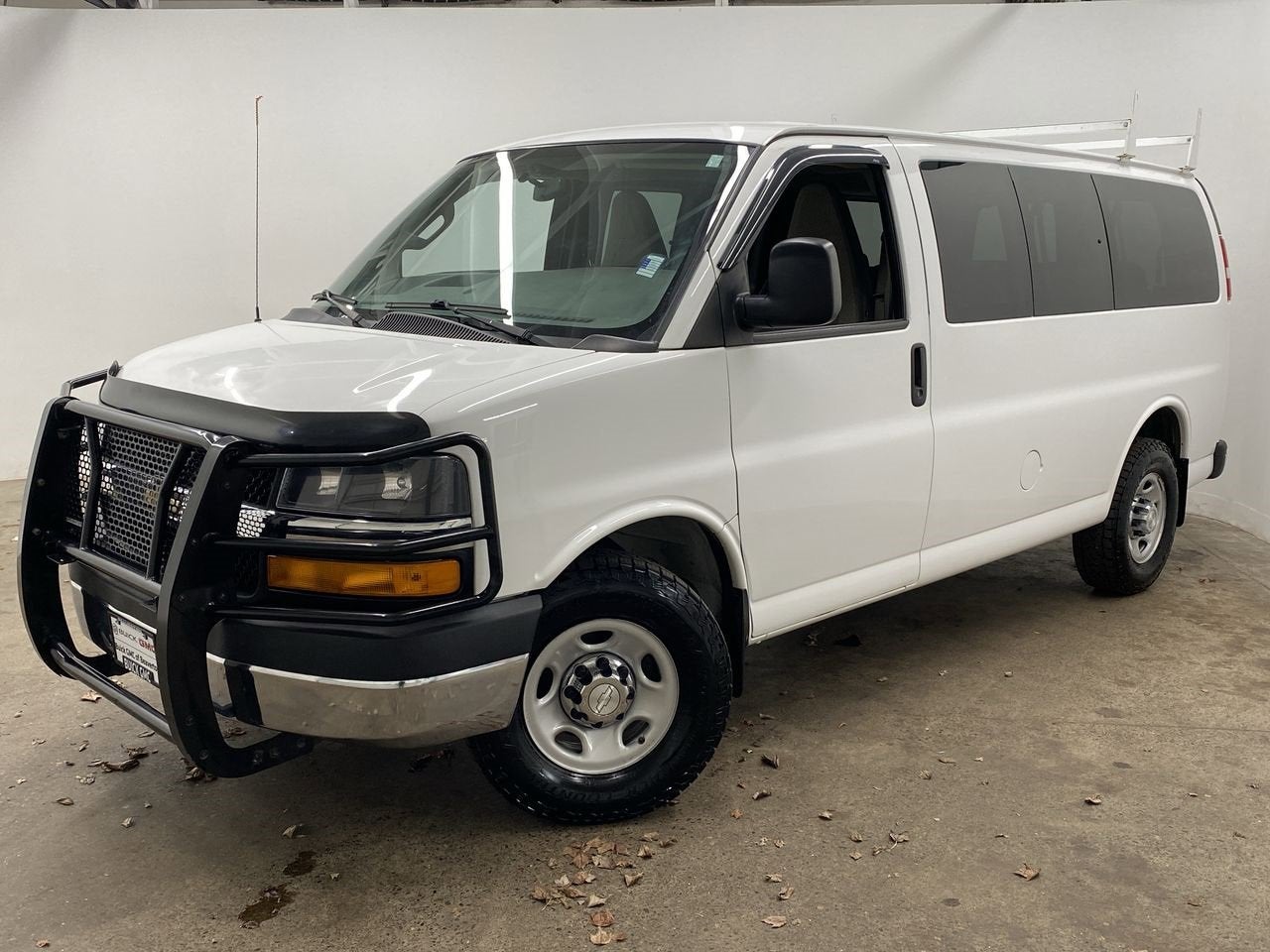 2017 Chevrolet Express Passenger 2500 LT