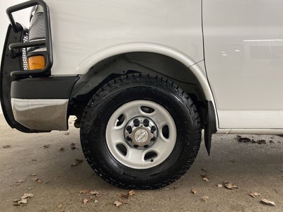 2017 Chevrolet Express Passenger 2500 LT