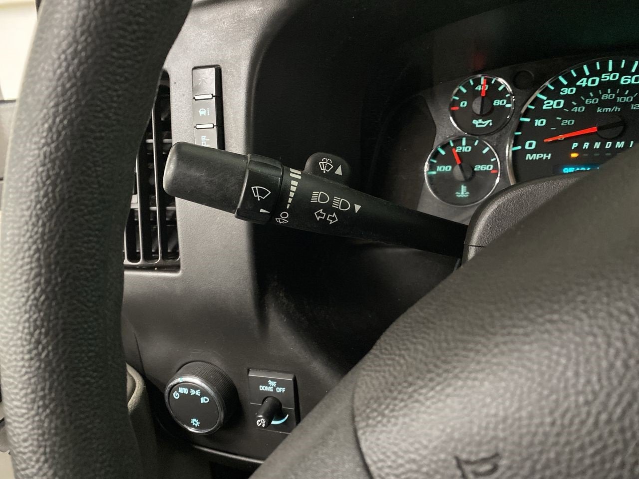 2017 Chevrolet Express Passenger 2500 LT