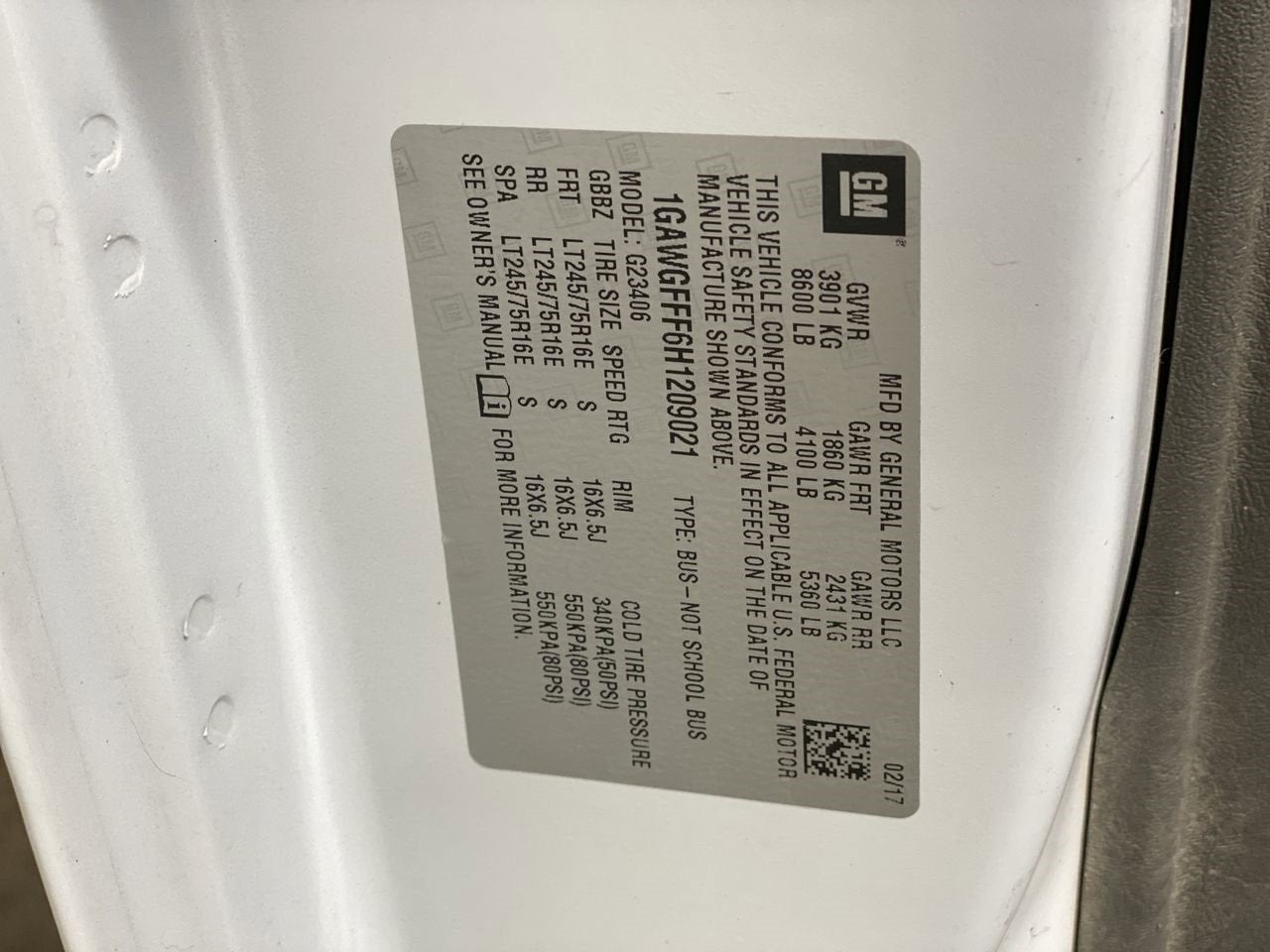 2017 Chevrolet Express Passenger 2500 LT