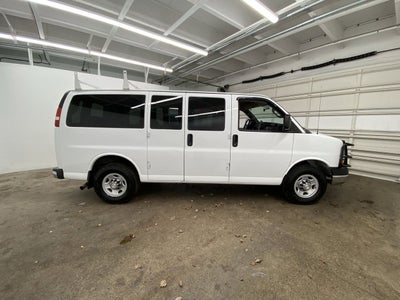 2017 Chevrolet Express Passenger 2500 LT