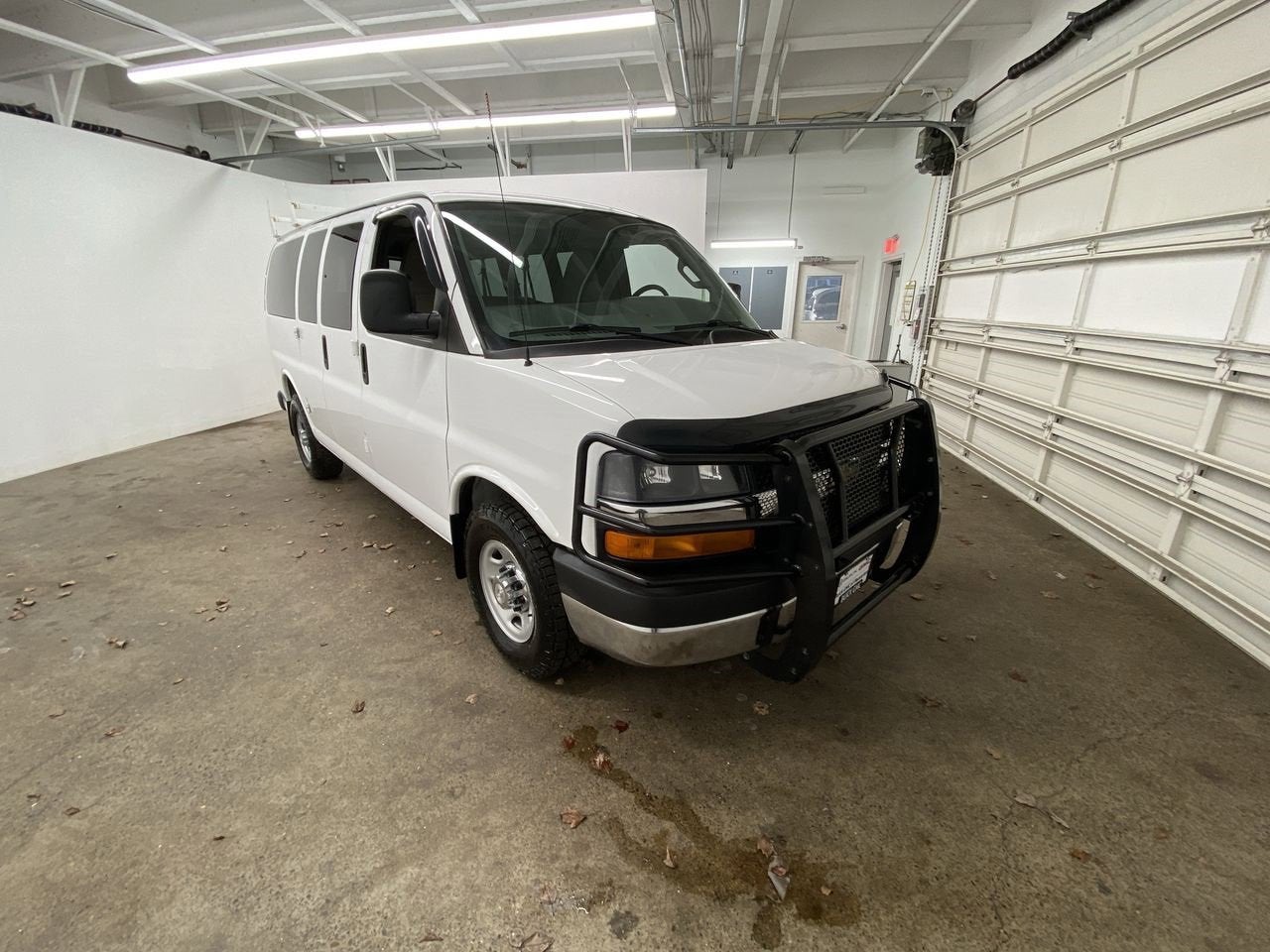 2017 Chevrolet Express Passenger 2500 LT