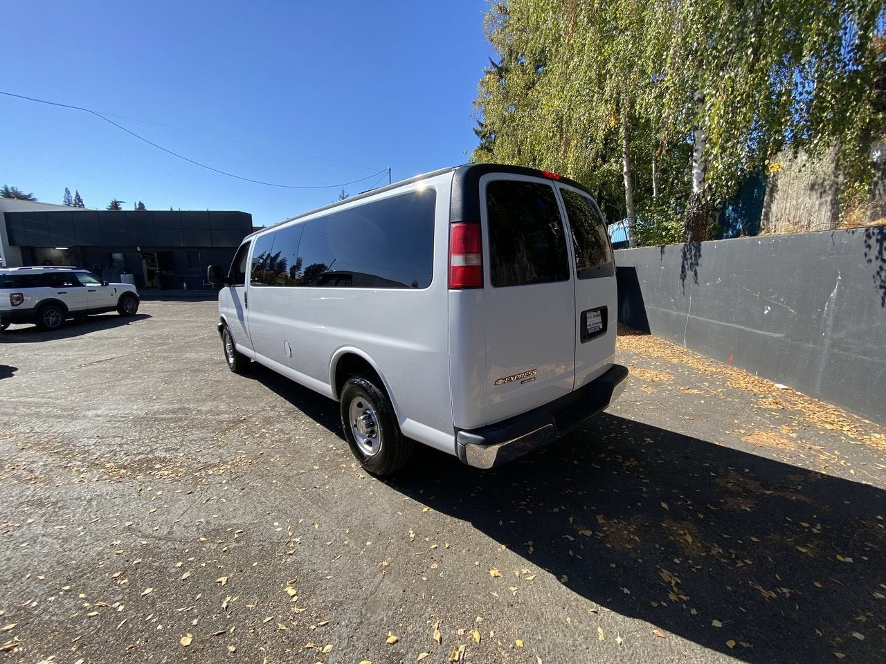 2015 Chevrolet Express Passenger 3500 LT