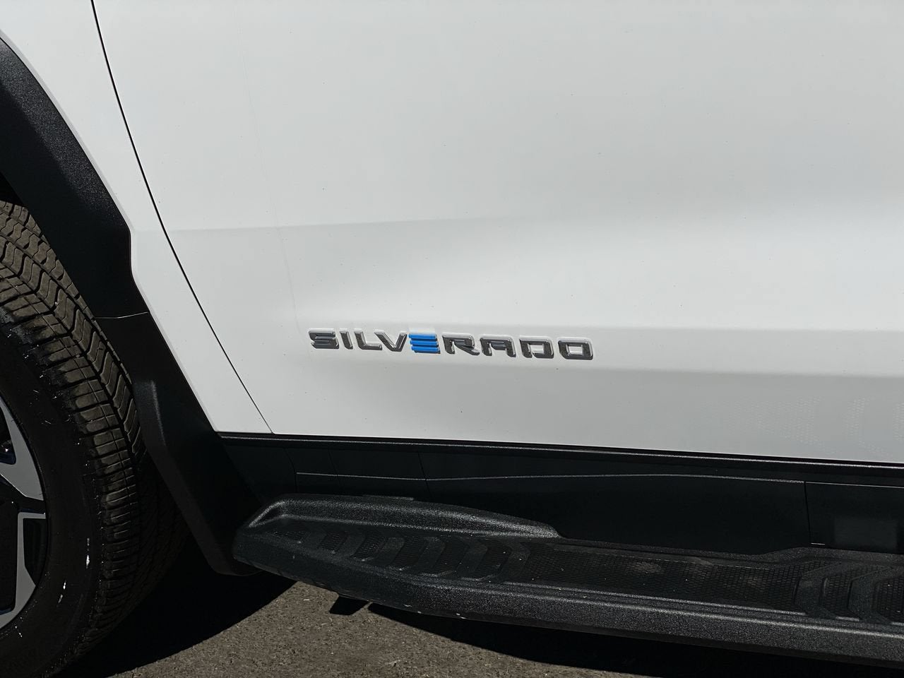 2026 Chevrolet Silverado EV LT - Max Range