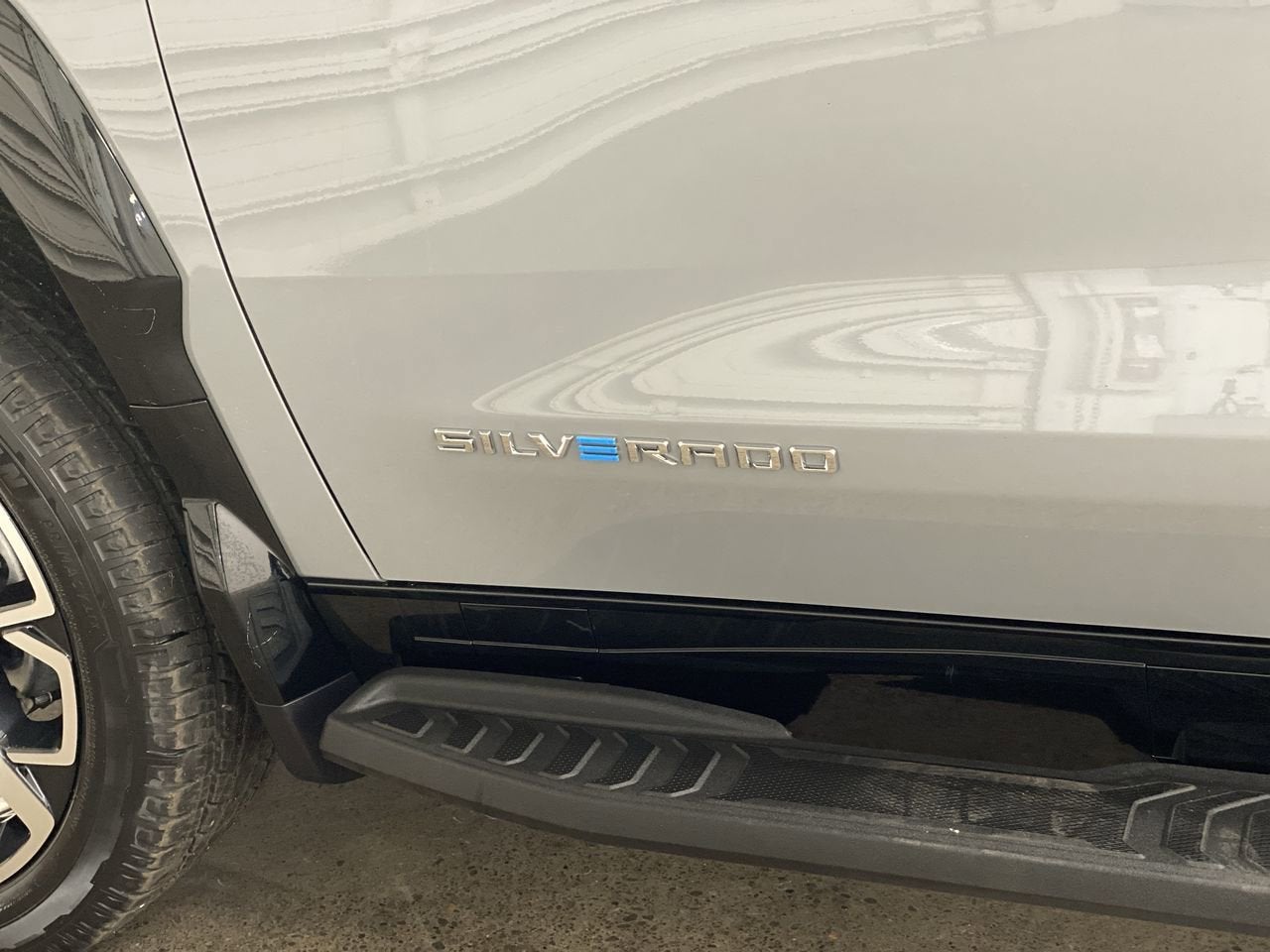 2025 Chevrolet Silverado EV RST - Max Range