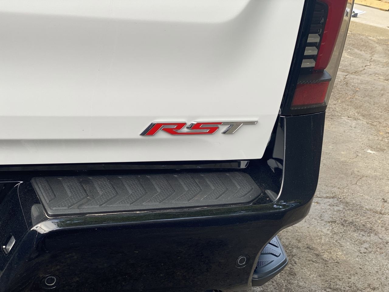 2025 Chevrolet Silverado EV RST - Max Range