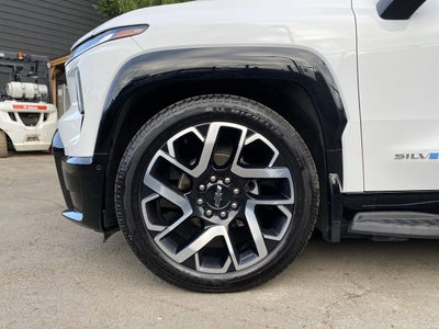 2025 Chevrolet Silverado EV RST - Max Range