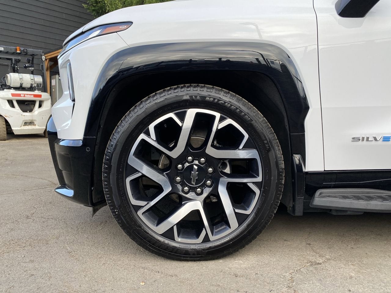 2025 Chevrolet Silverado EV RST - Max Range