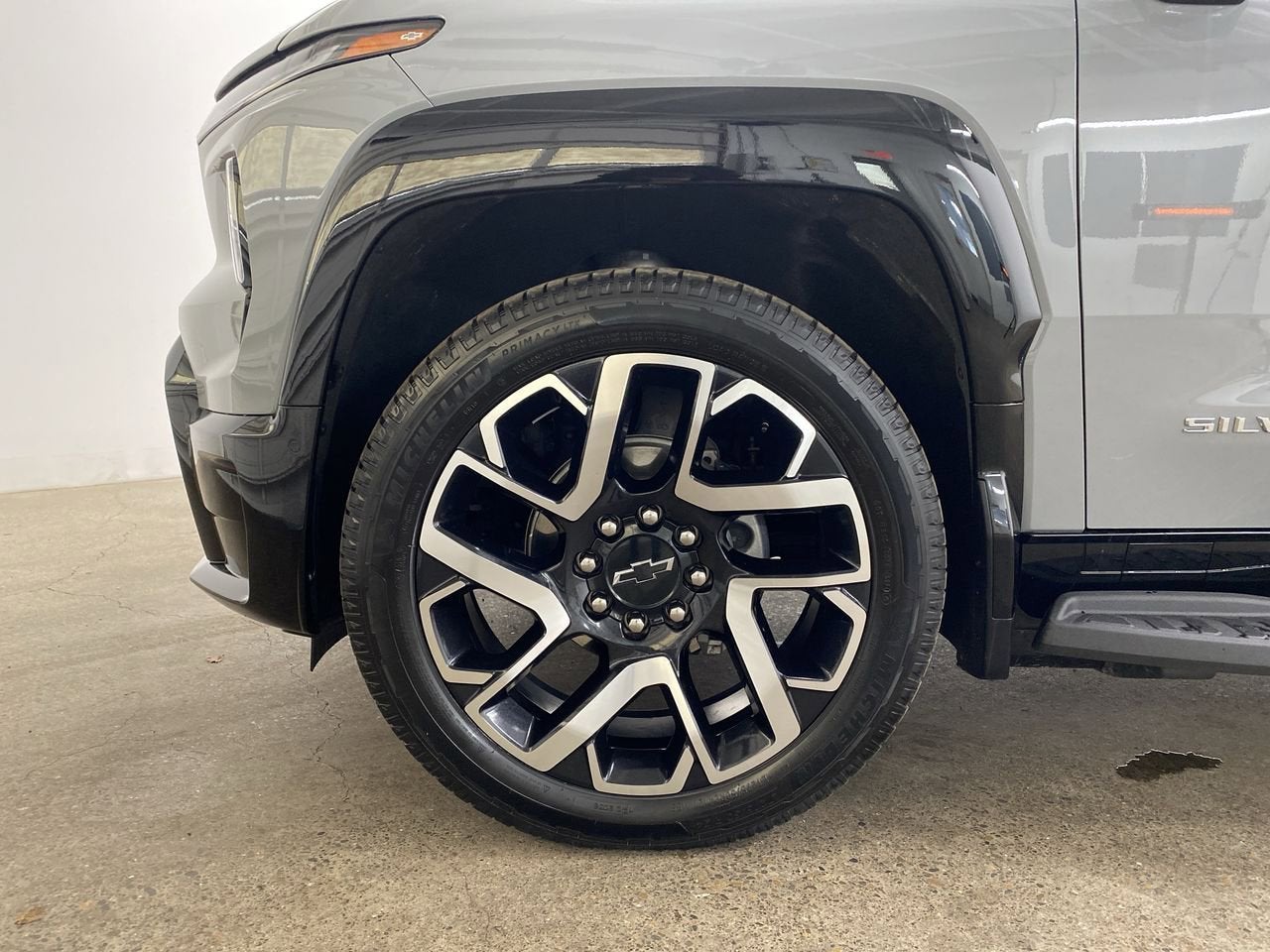2025 Chevrolet Silverado EV RST - Max Range