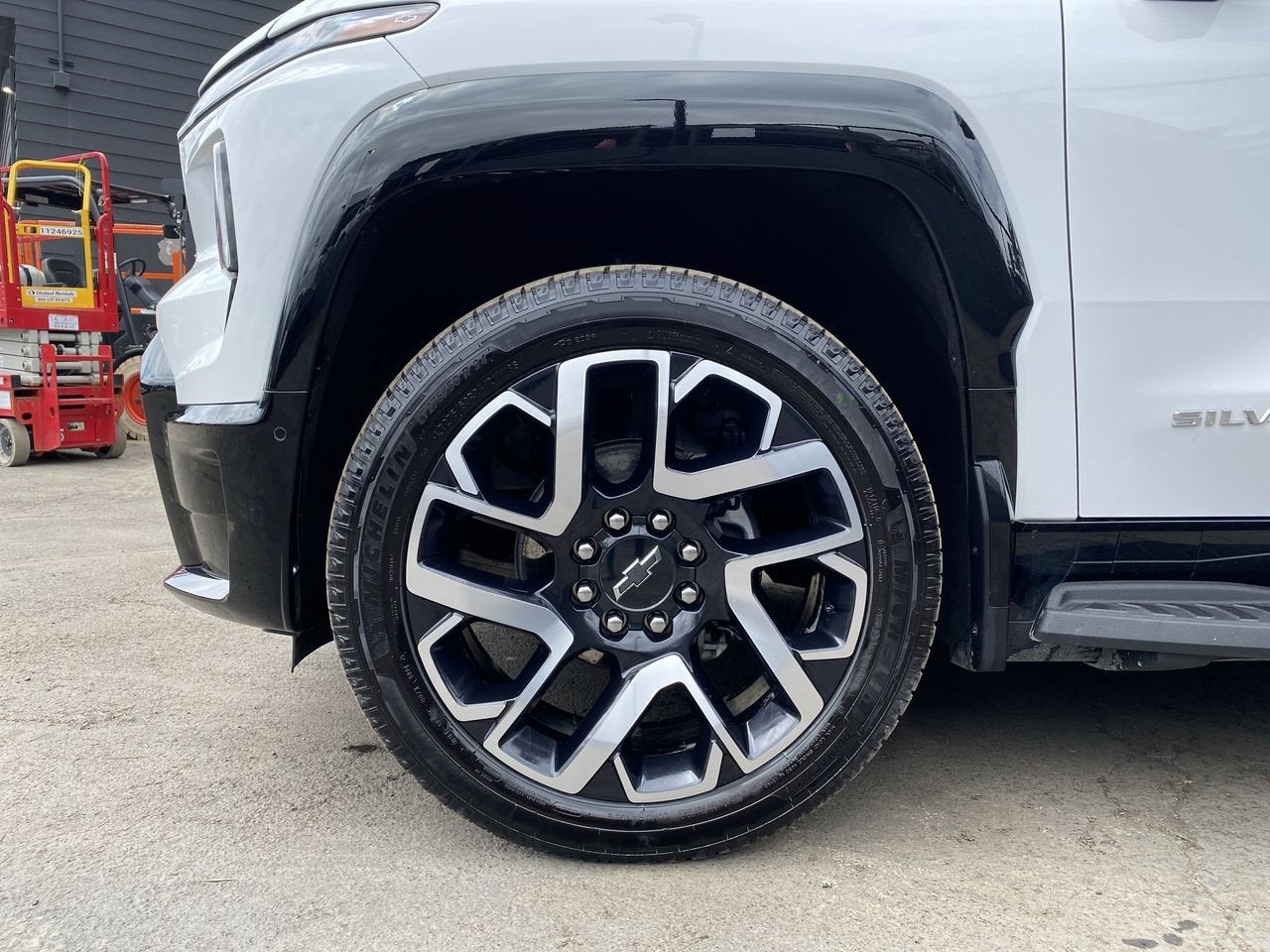 2025 Chevrolet Silverado EV RST - Max Range