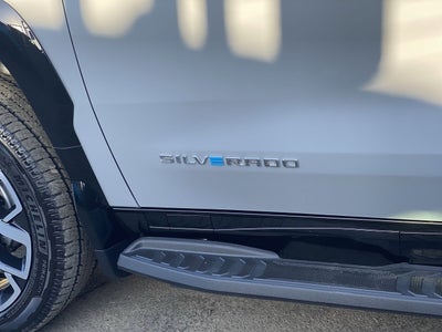 2025 Chevrolet Silverado EV RST - Max Range
