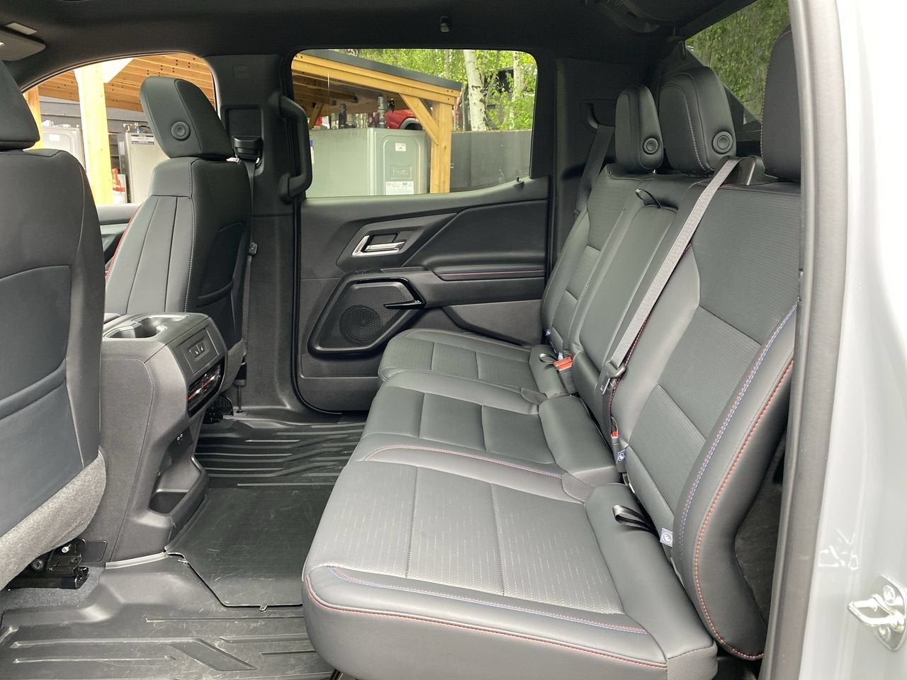2025 Chevrolet Silverado EV RST - Max Range