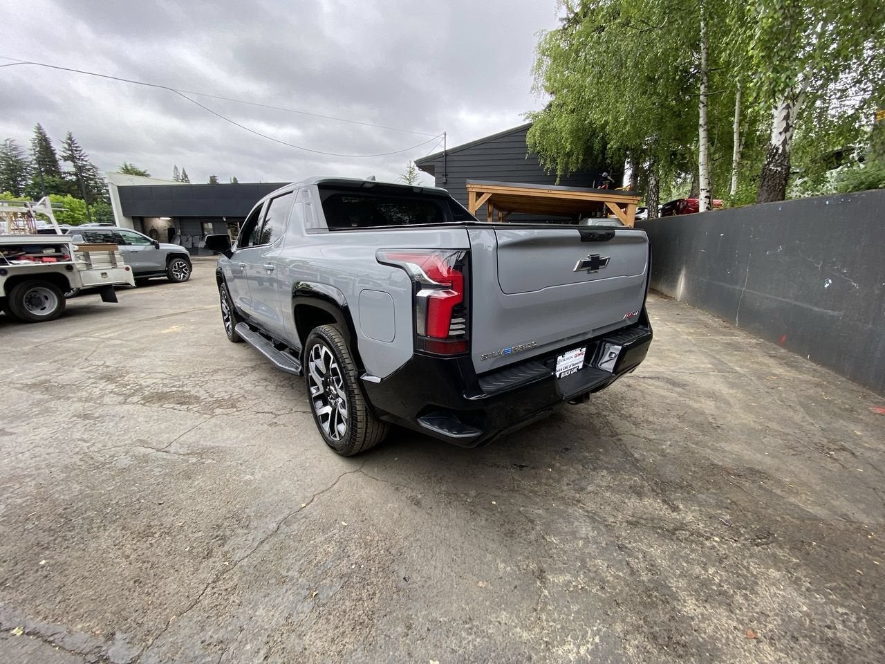 2025 Chevrolet Silverado EV RST - Max Range