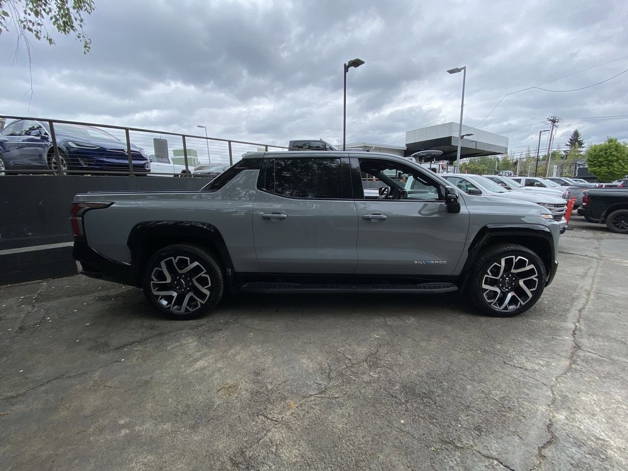 2025 Chevrolet Silverado EV RST - Max Range