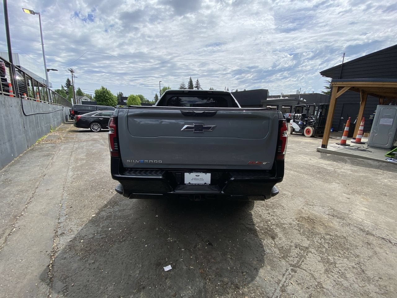 2025 Chevrolet Silverado EV RST - Max Range