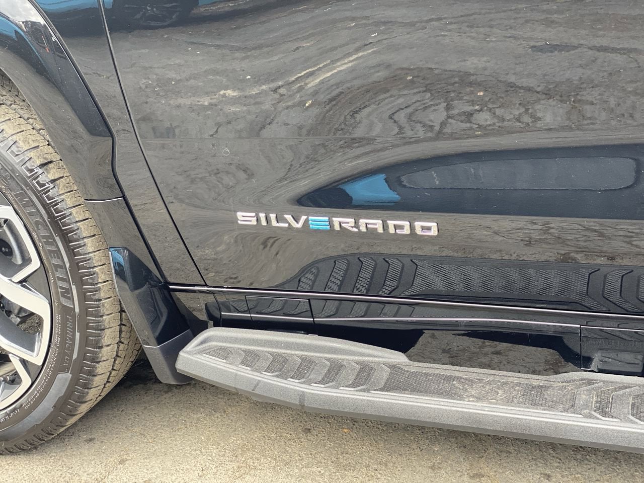 2024 Chevrolet Silverado EV RST