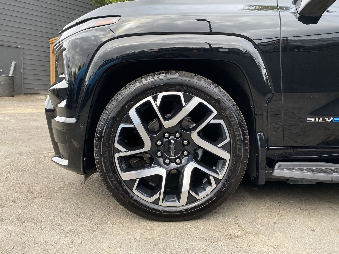 2024 Chevrolet Silverado EV RST