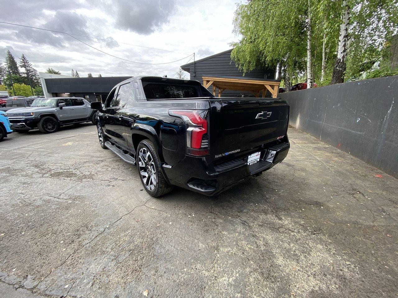 2024 Chevrolet Silverado EV RST