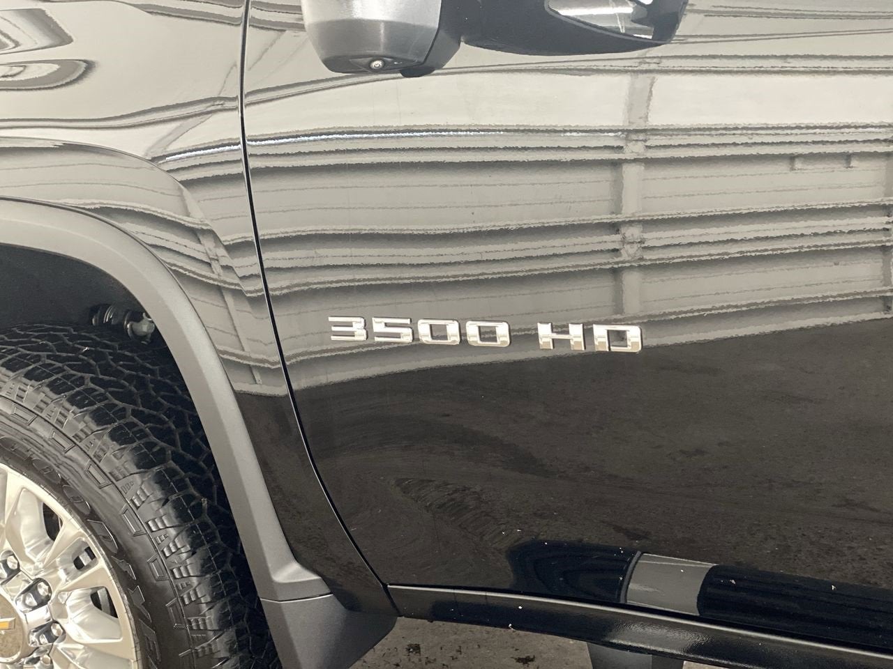 2023 Chevrolet Silverado 3500 HD High Country