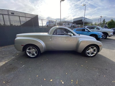 2004 Chevrolet SSR LS