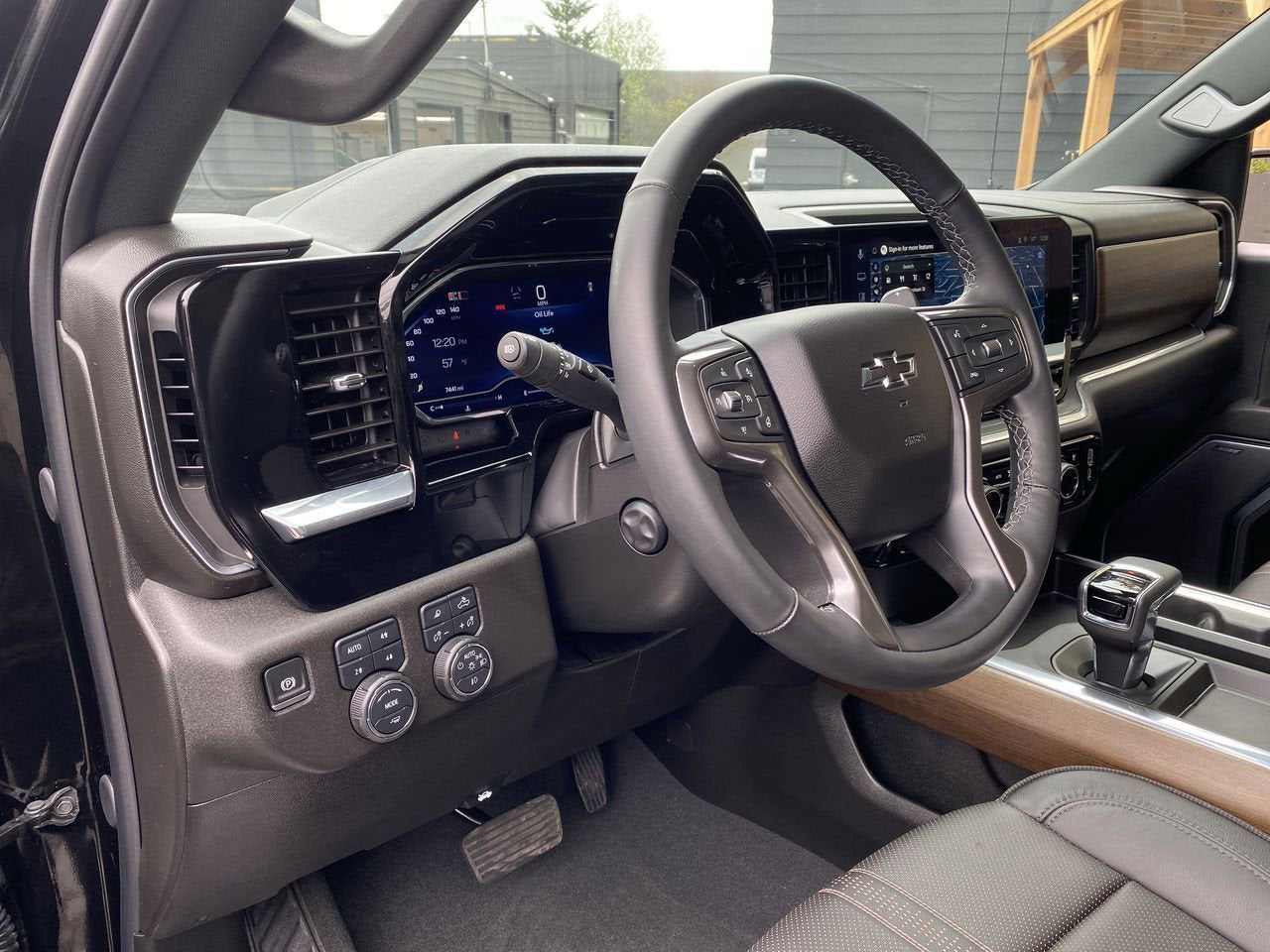 2025 Chevrolet Silverado 1500 High Country