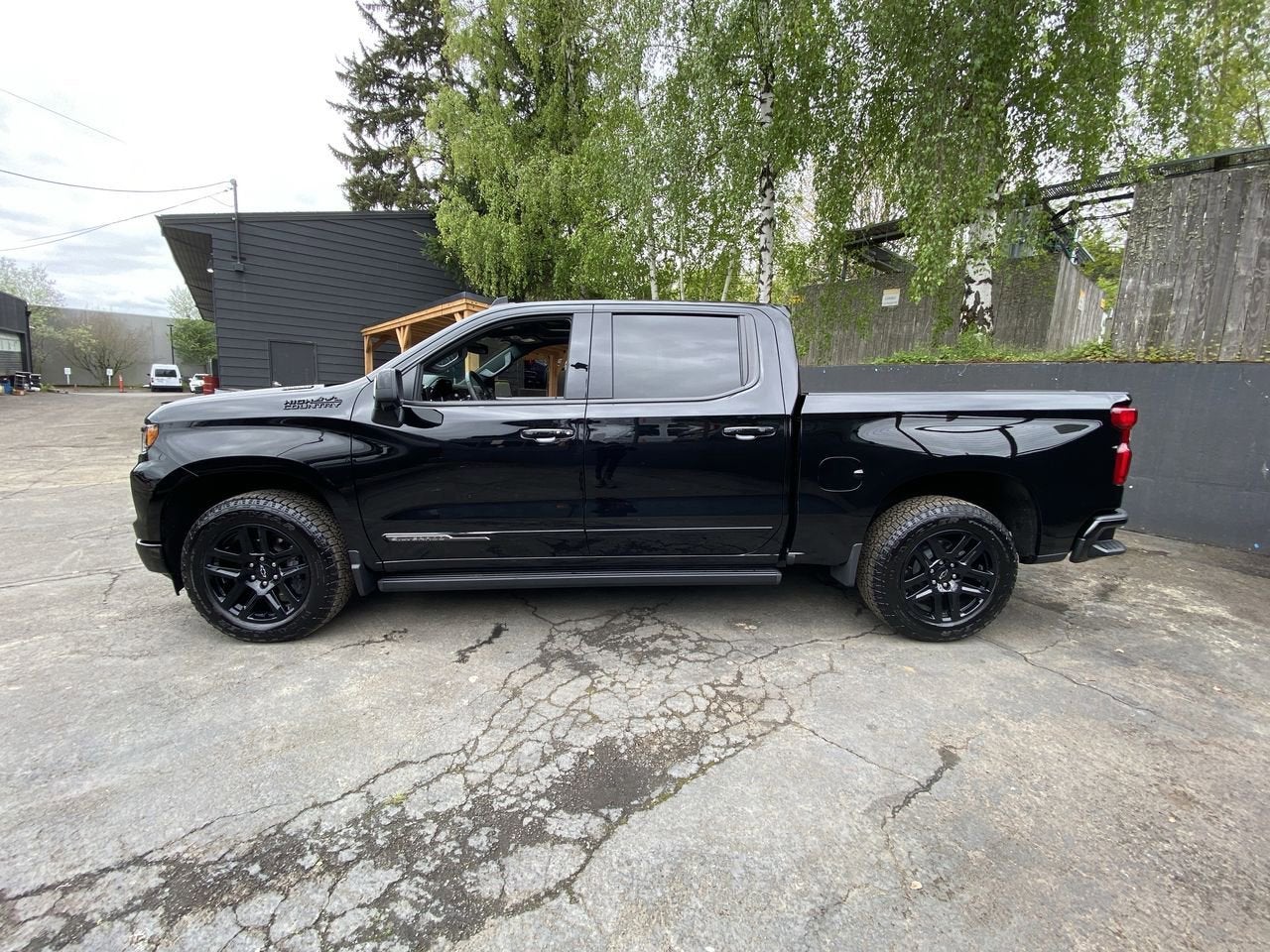 2025 Chevrolet Silverado 1500 High Country
