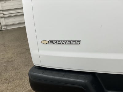 2025 Chevrolet Express Cargo WT