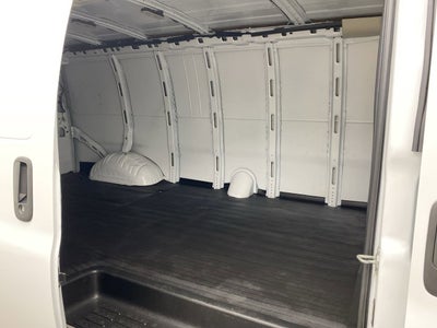 2025 Chevrolet Express Cargo WT
