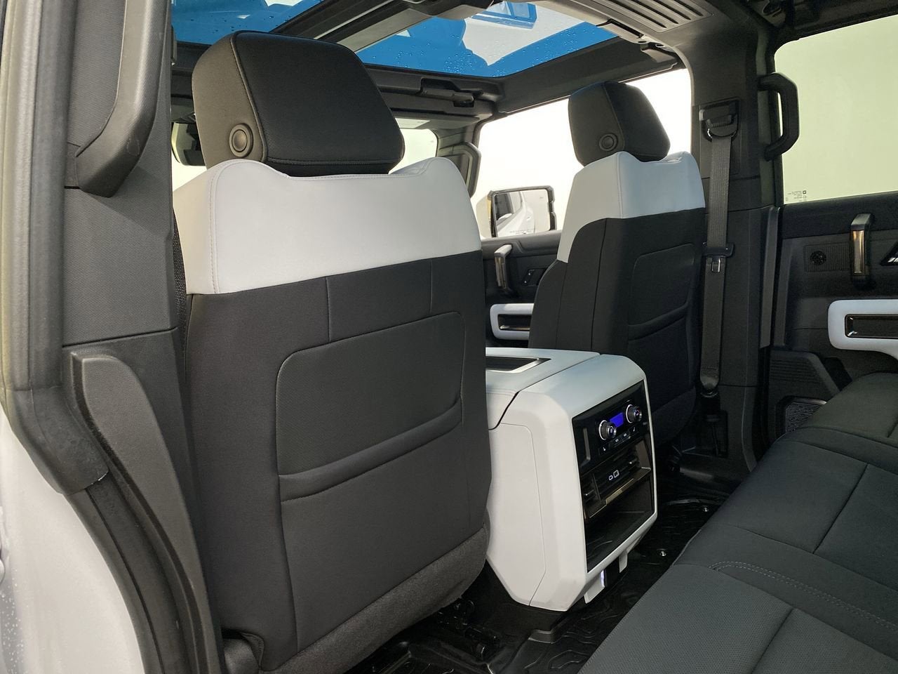 2024 GMC HUMMER EV SUV 2X