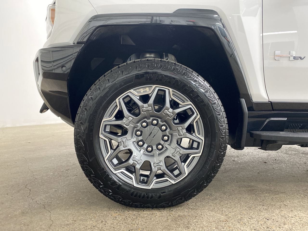 2024 GMC HUMMER EV SUV 3X