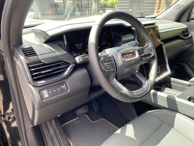 2025 GMC Acadia AT4
