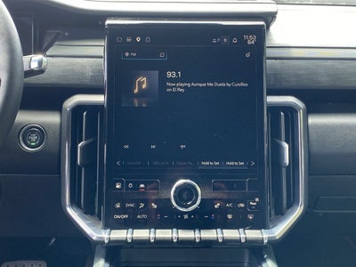 2025 GMC Acadia AT4